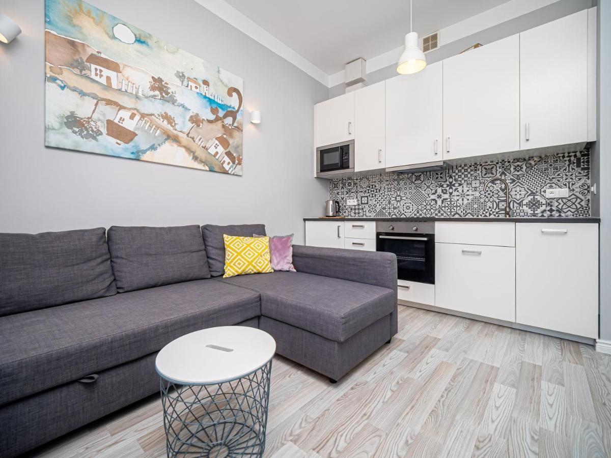 Barbican By Landmark Apartment